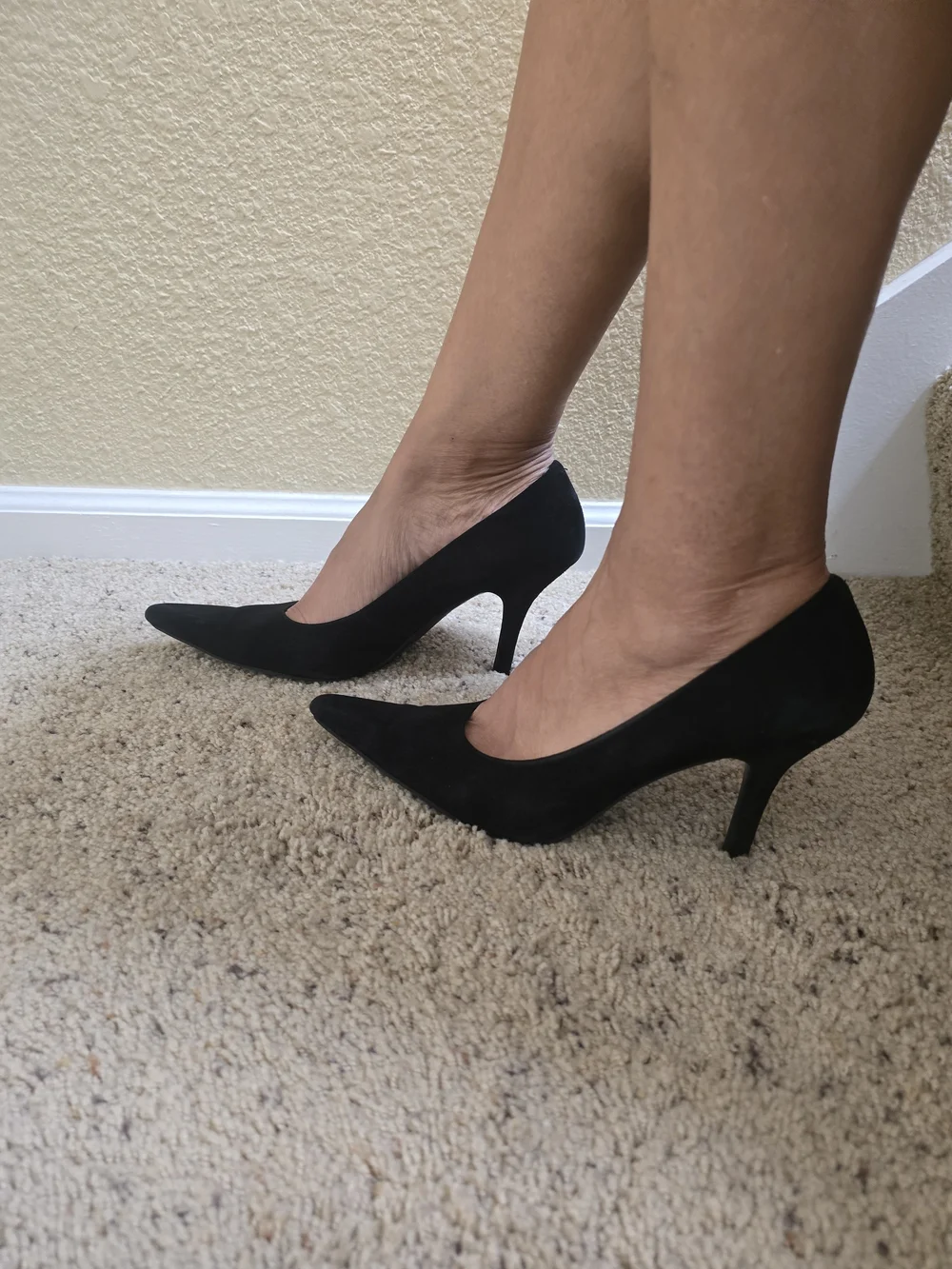 Nine West Black Pointed-Toe Suede Pumps